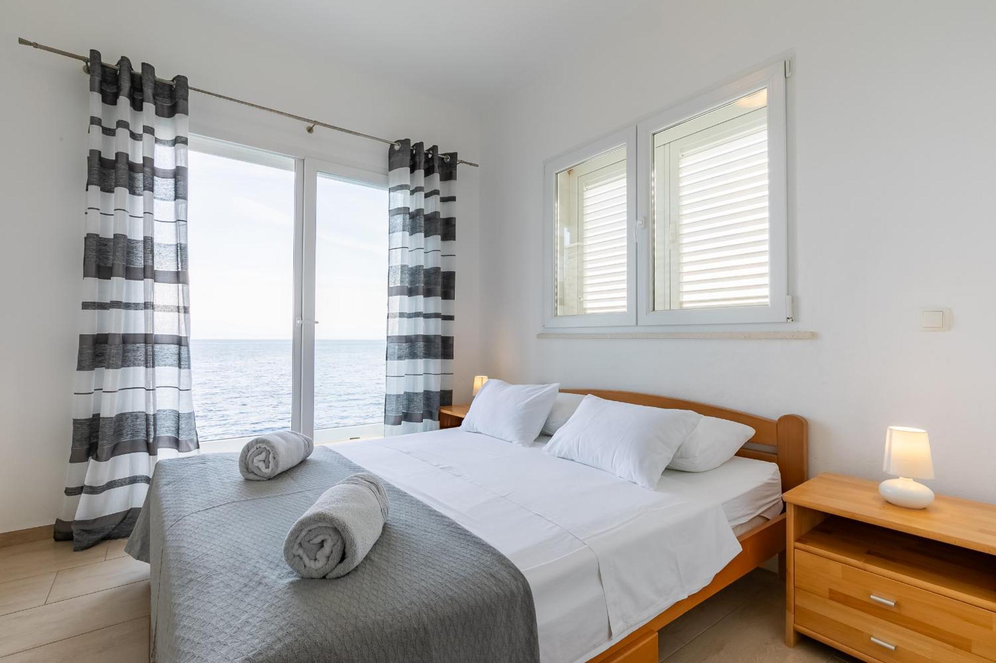 Holiday House Martinovic Prigradica Esterno foto